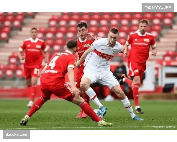 斯图加特主场围攻无果，浪费多次得分机会痛失好局